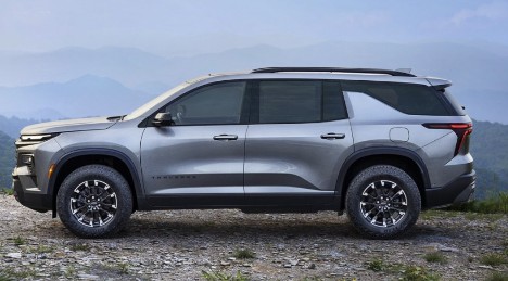 Silver Chevrolet Traverse, side view